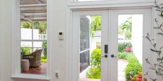 ***OLD NAPLES ***NEW PICTURES TO COME***FULLY FURNISHED RENTAL***WALK TO THE BEACH*** Gallery 4