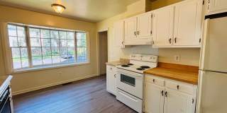 3 Bedroom 2.5 Bath Townhouse Gallery 7