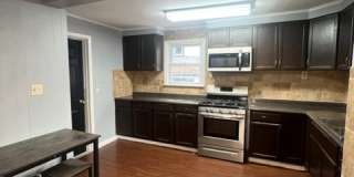 1112 East Colvin Street - Rm 1 Gallery 1
