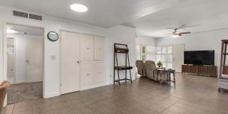 2904 STURDEVANDT PLACE Gallery 12