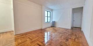 2376 Ryer Avenue Gallery 3