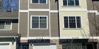 21345 11th Dr. SE Gallery 1