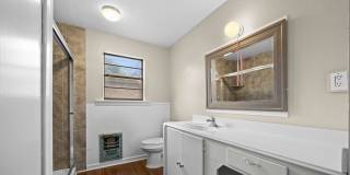 1522 North Ross Avenue Gallery 3