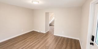 Beautifully Renovated 3 Bed / 1 Bath – Section 8 Welcome! Gallery 4