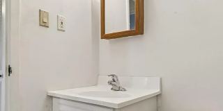 501 N Providence Rd Gallery 1