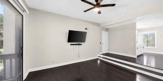 9 Madrona Gallery 2