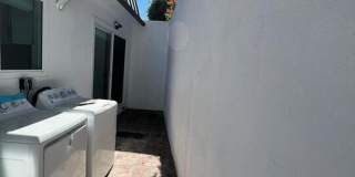 8757 Dorrington Ave Gallery 9
