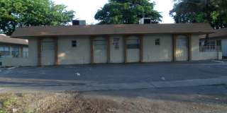 Large 2-1 apartment with New Impact windows and central air Gallery 1
