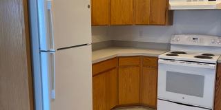 Spacious 3-bedroom/1 bath duplex in Albany! Gallery 7