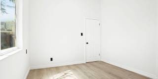 44715 Gingham Avenue Gallery 12