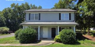 2504 South Ridge Avenue Gallery 1
