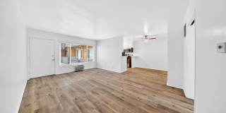 351 S. Manhattan Pl. Gallery 13