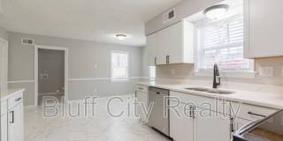 2329 Glencliff St Gallery 14