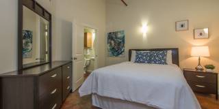 District Square Gallery 15