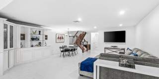 27 Southport Lane Gallery 8