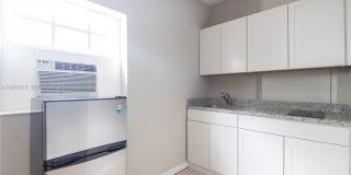 5807 SW 41st St Gallery 1