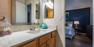 The Bella Gallery 10