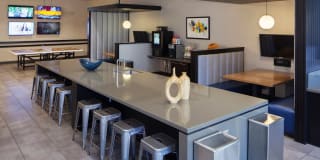 AMLI Cherry Creek Gallery 9