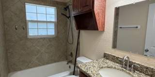Cozy 3 Bedroom in the Heart of Waco Gallery 7