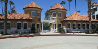 Desirable River Colony 2 Bedroom 2 Bath 3rd Floor Condo Gallery 3