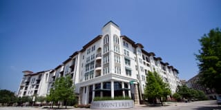 The Monterey by Windsor Gallery 1