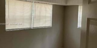 1389 SW 24th Ave Gallery 3