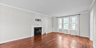 Pet Friendly Three Bedroom! Gallery 9