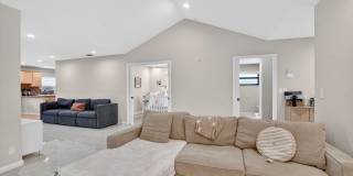 10065 Camelback Lane Gallery 8