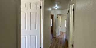 Available September 25th! 3 bed, 2.5 bath, 2 car garage for rent Gallery 23