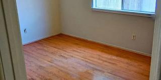 Room in 2 Bedroom Home in San Antonio Gallery 5