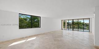 2575 S Bayshore Dr Gallery 1