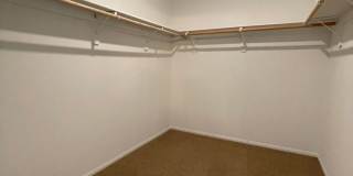 BEAUTIFUL AND SPACIOUS ALMOST BRAND NEW 2 STORY HOME AVAILABLE! Gallery 17