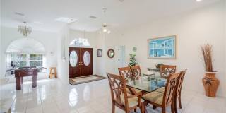 105 SW 39th Place Gallery 8