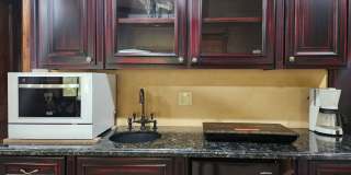 Fully Furnished! Charming 1BED/1BATH private space located in the desirable North Scottsdale ! Gallery 28