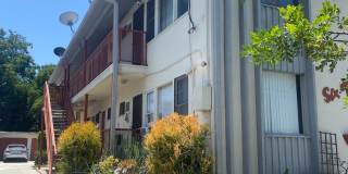 612 E. Queen Street Gallery 1