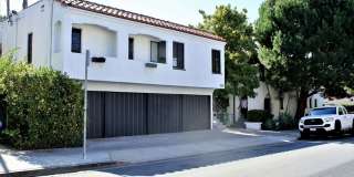 8216 Willoughby Avenue Gallery 12