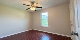 Desirable Grove Park Home 3/2 for Under $2,000!! Gallery 14
