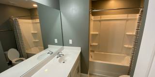 Room for Rent in 3 Bedroom Townhome at Princess Lita Way Gallery 21