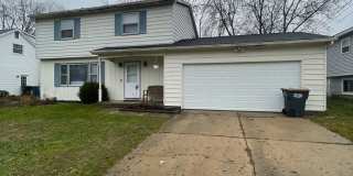 Spacious Two Story with 4 Bedrooms Gallery 1