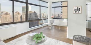 300 East 39th Gallery 14