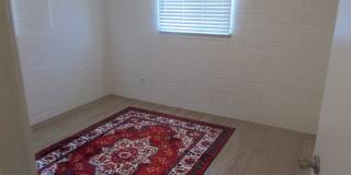 4335 North 15th Avenue Gallery 14