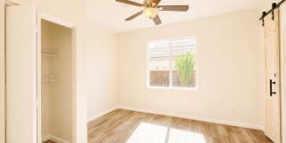 Spacious 5 (or 6) Bedroom House with attached ADU in Winchester for Rent Gallery 10