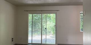 2297 SE Courtney Ave #5 2297 SE Courtney Ave #5 Gallery 2