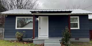 809 S Pierce Street Gallery 1