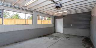 Beautifully Renovated 4-Bedroom Home in Desirable Arbor Heights! Gallery 31