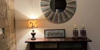 1223 Gruene Vintage Gallery 22