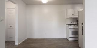 Oakland Mall Gallery 12