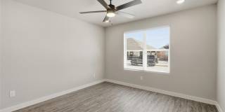 2892 Glennster Street Gallery 22