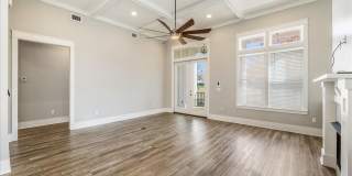 4072 Biltmore Avenue Gallery 10