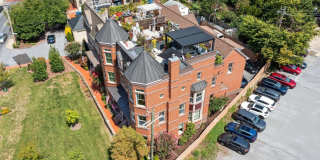 50 N BENTZ Street Gallery 62